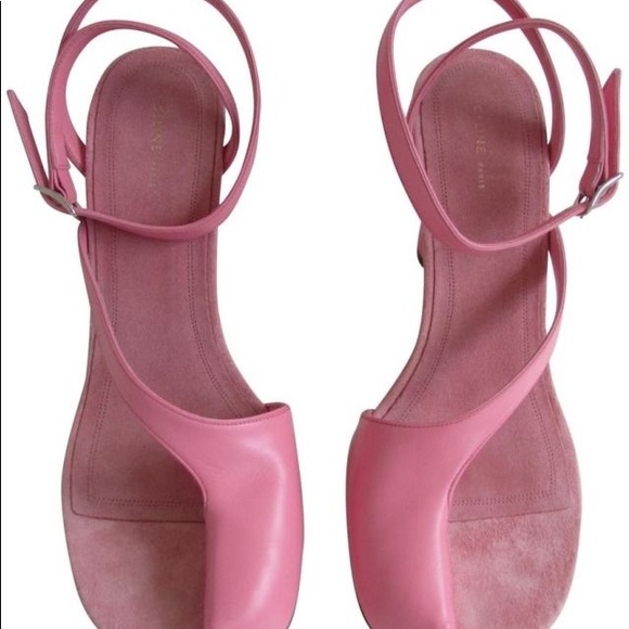 ISO Céline Pink Pirate Heels size 40 or 41 - Picture 2 of 2